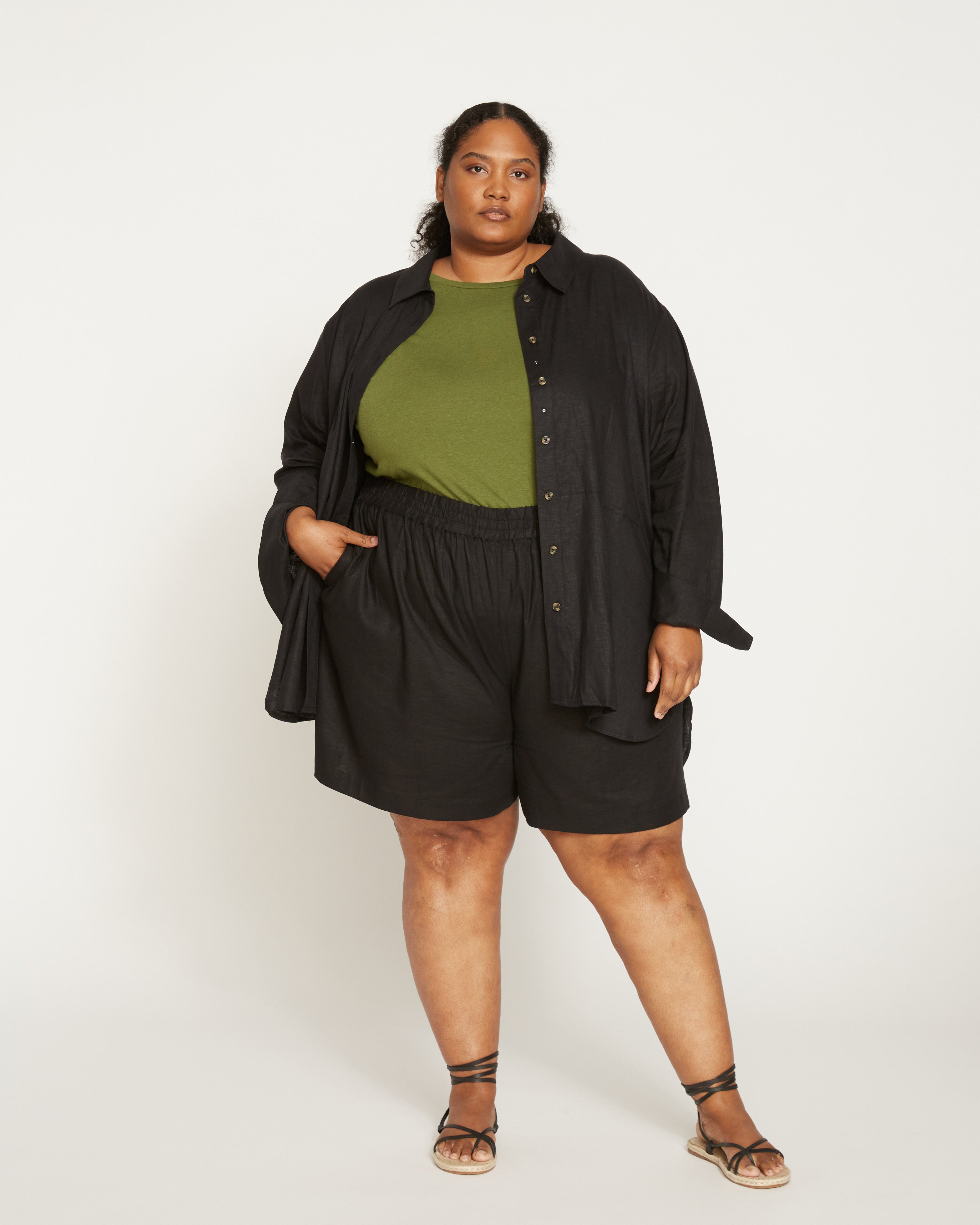Juniper Linen Blend Easy Pull-On Shorts - Black