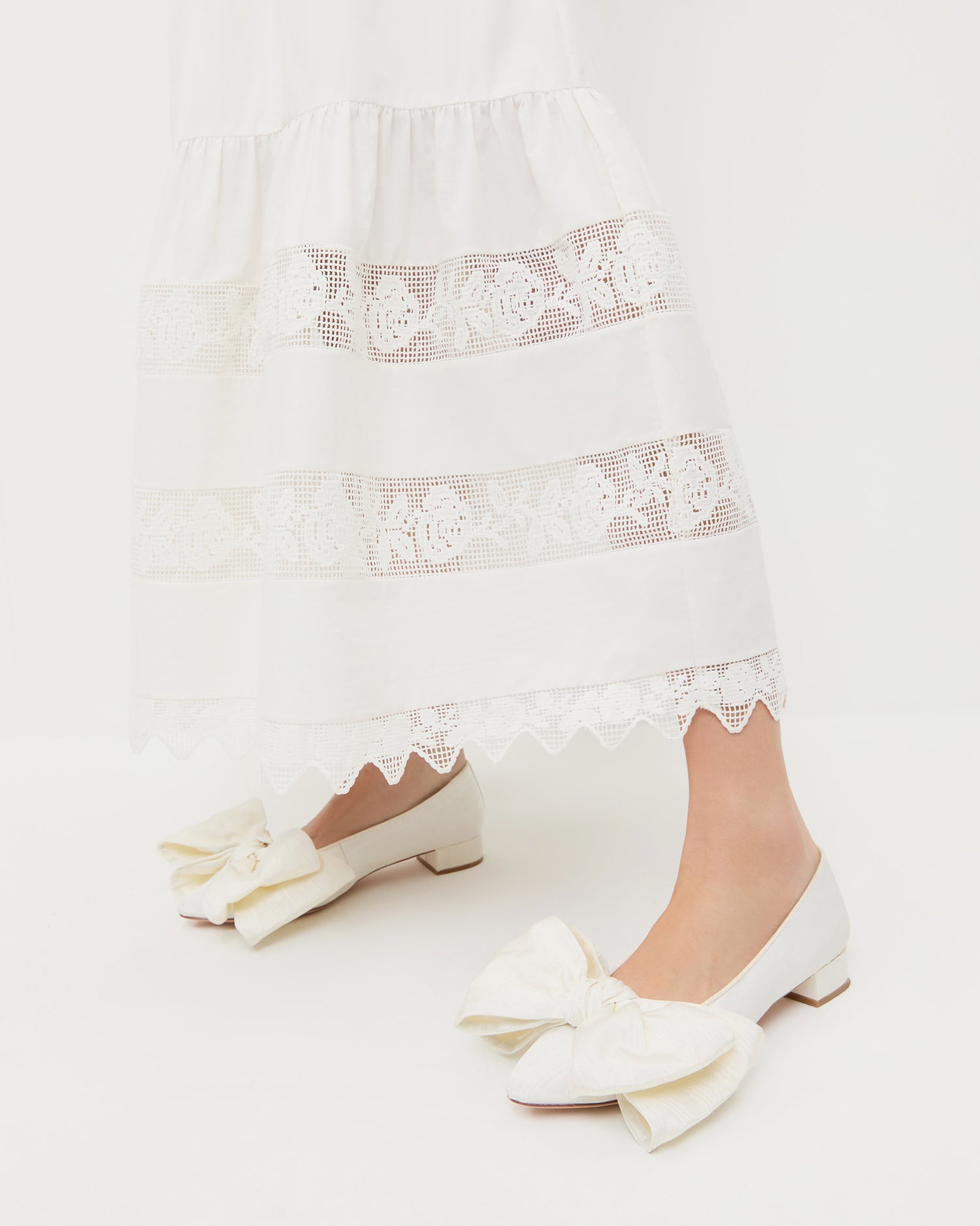 Noa Cream Moiré Bow Flat