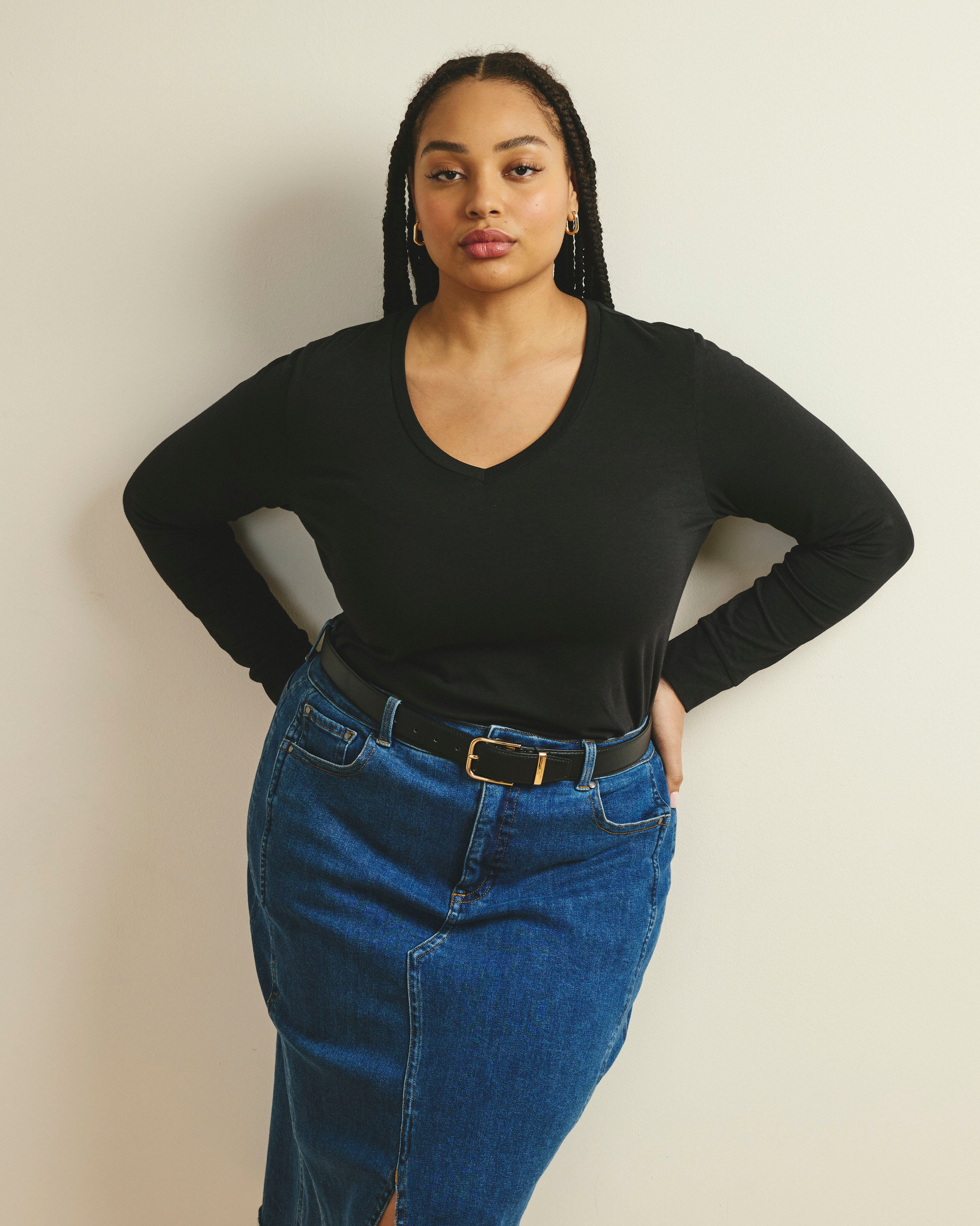 Long Sleeve V Rex - Black
