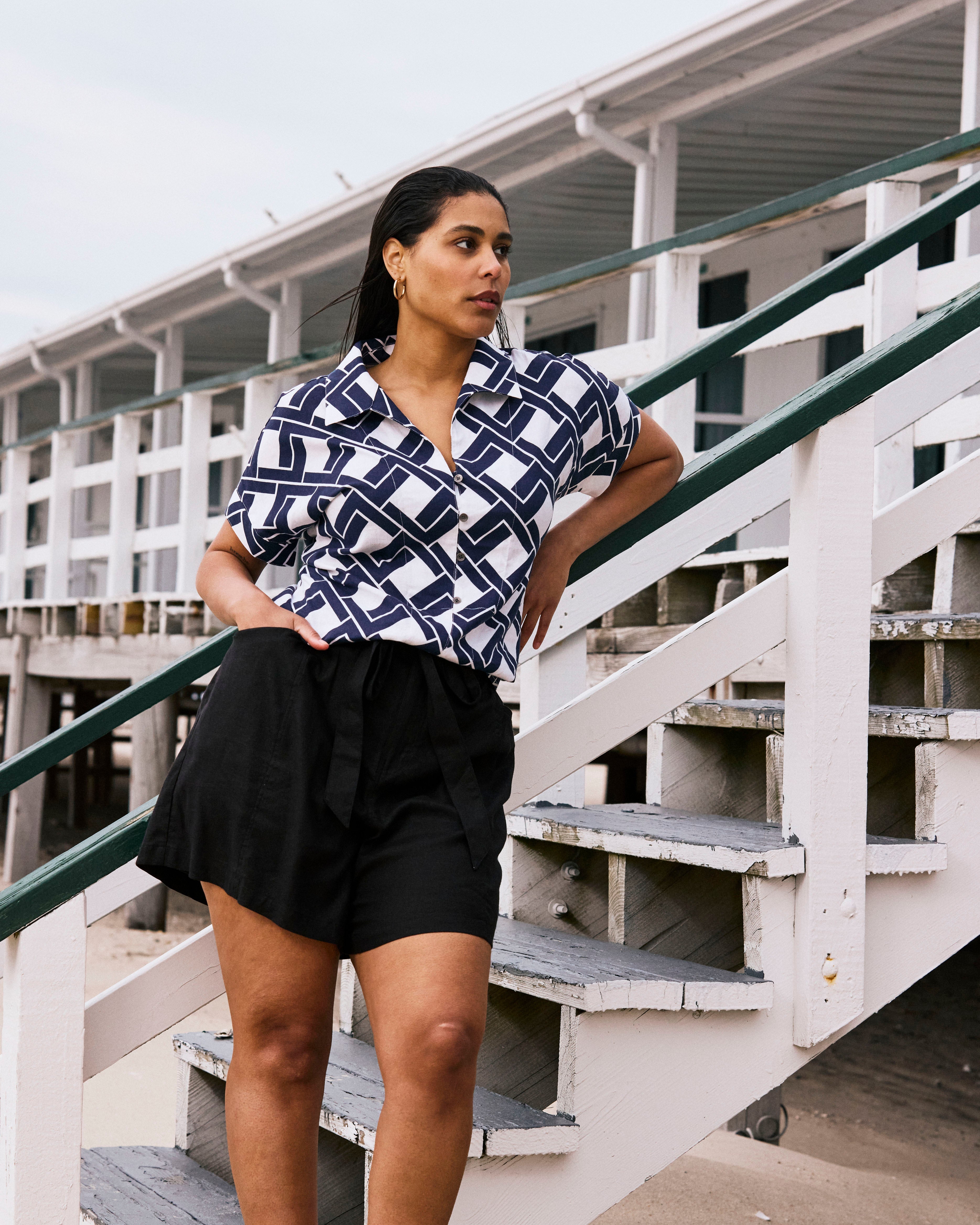 Harbor Stretch Linen Blend Paperbag Shorts - Black