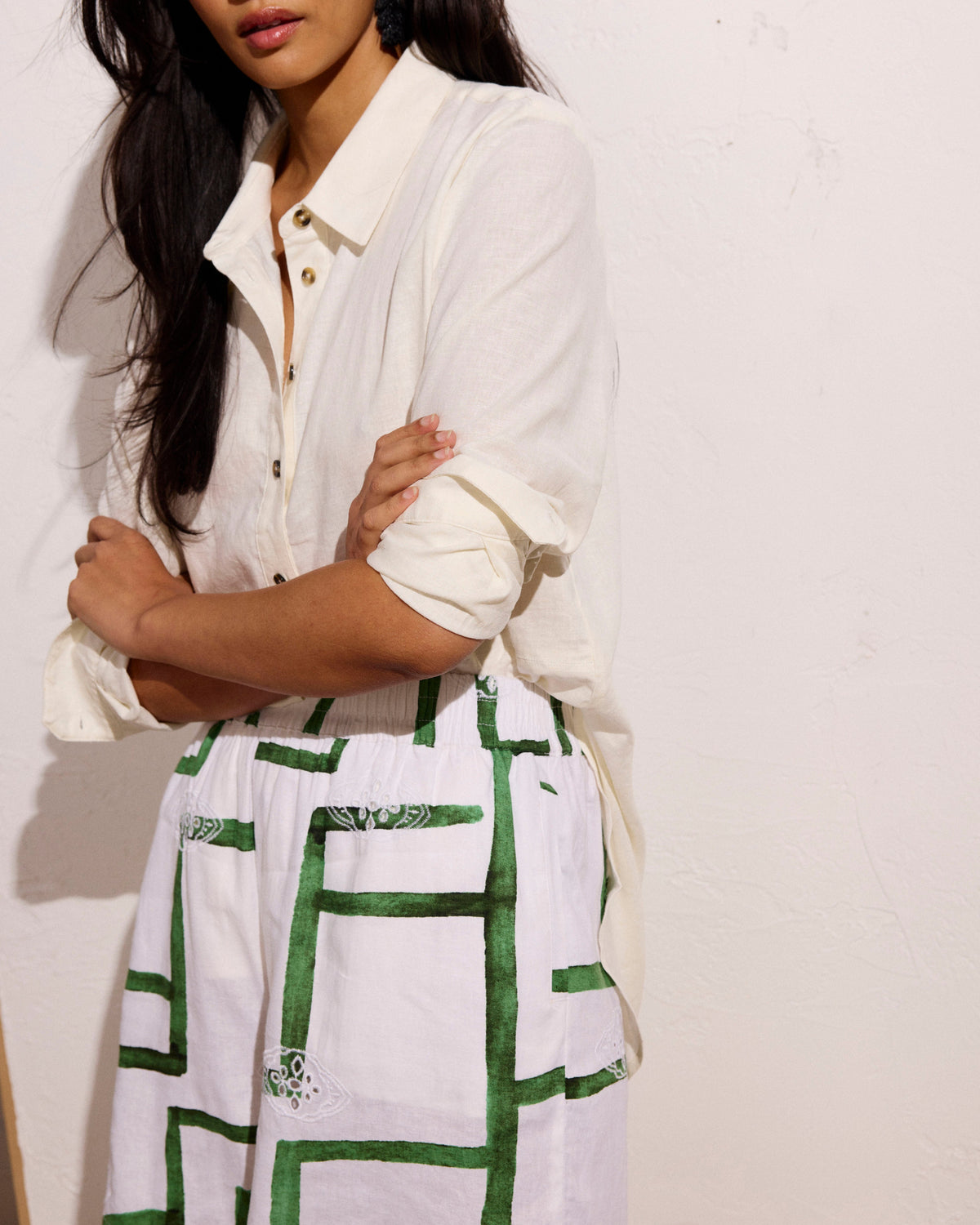 Juniper Linen Blend Easy Pull-On Shorts - Green Paint Print