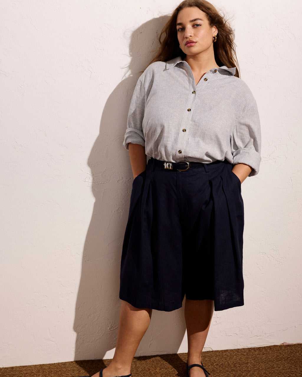 Seaport Tailored Linen Blend Short - Navy