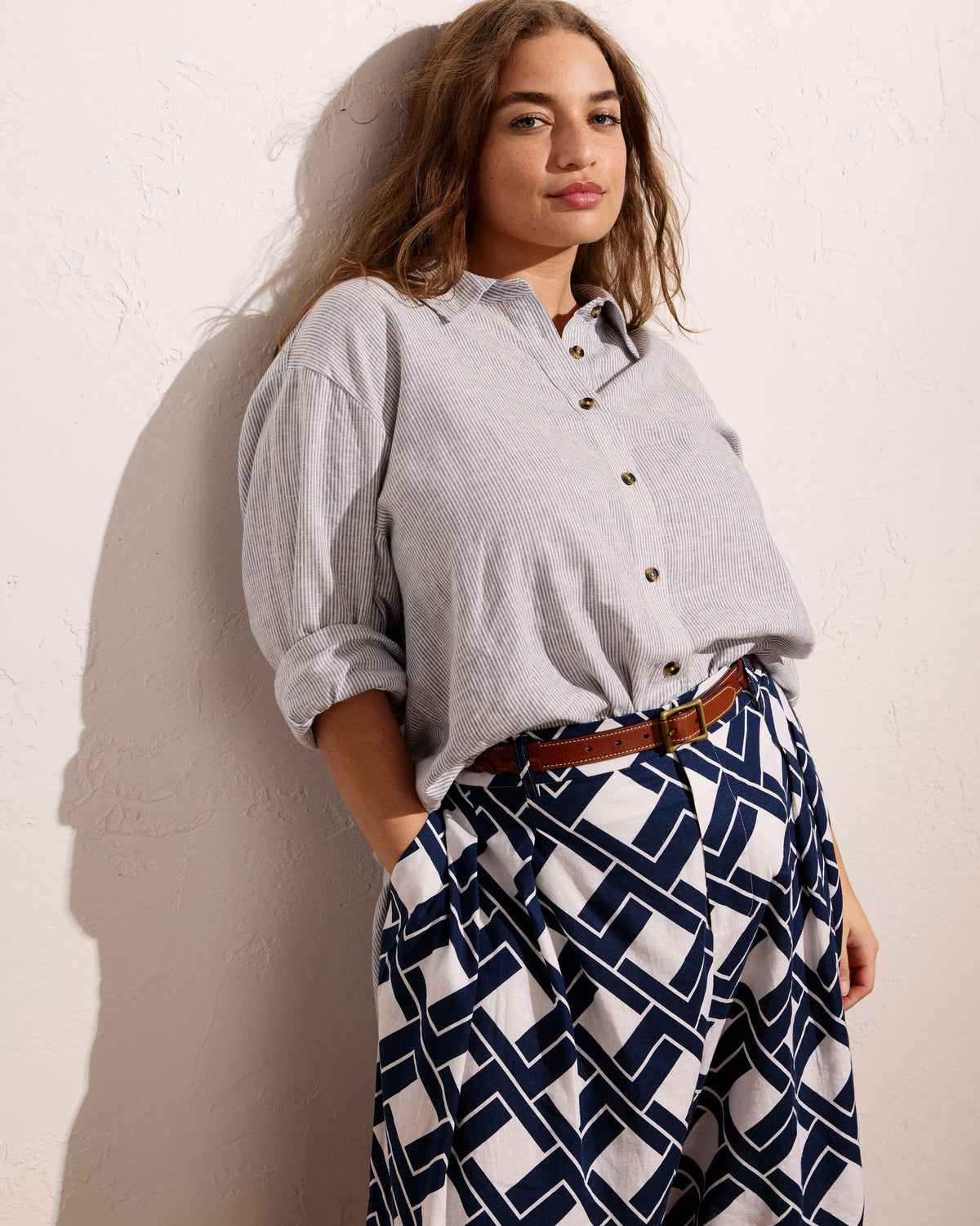 Seaport Tailored Linen Blend Short - Geometrica Print