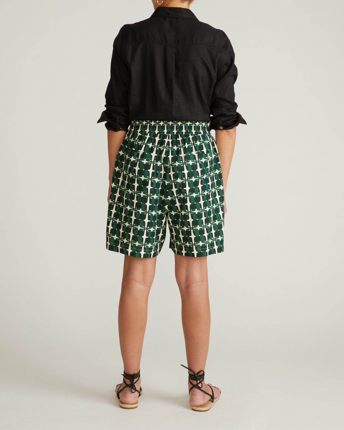 Juniper Linen Blend Easy Pull-On Shorts - Green Trellis Print