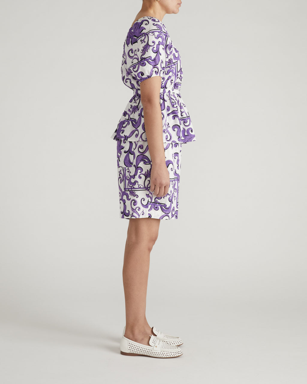 Juniper Linen Blend Easy Pull-On Shorts - Purple Majolica Print
