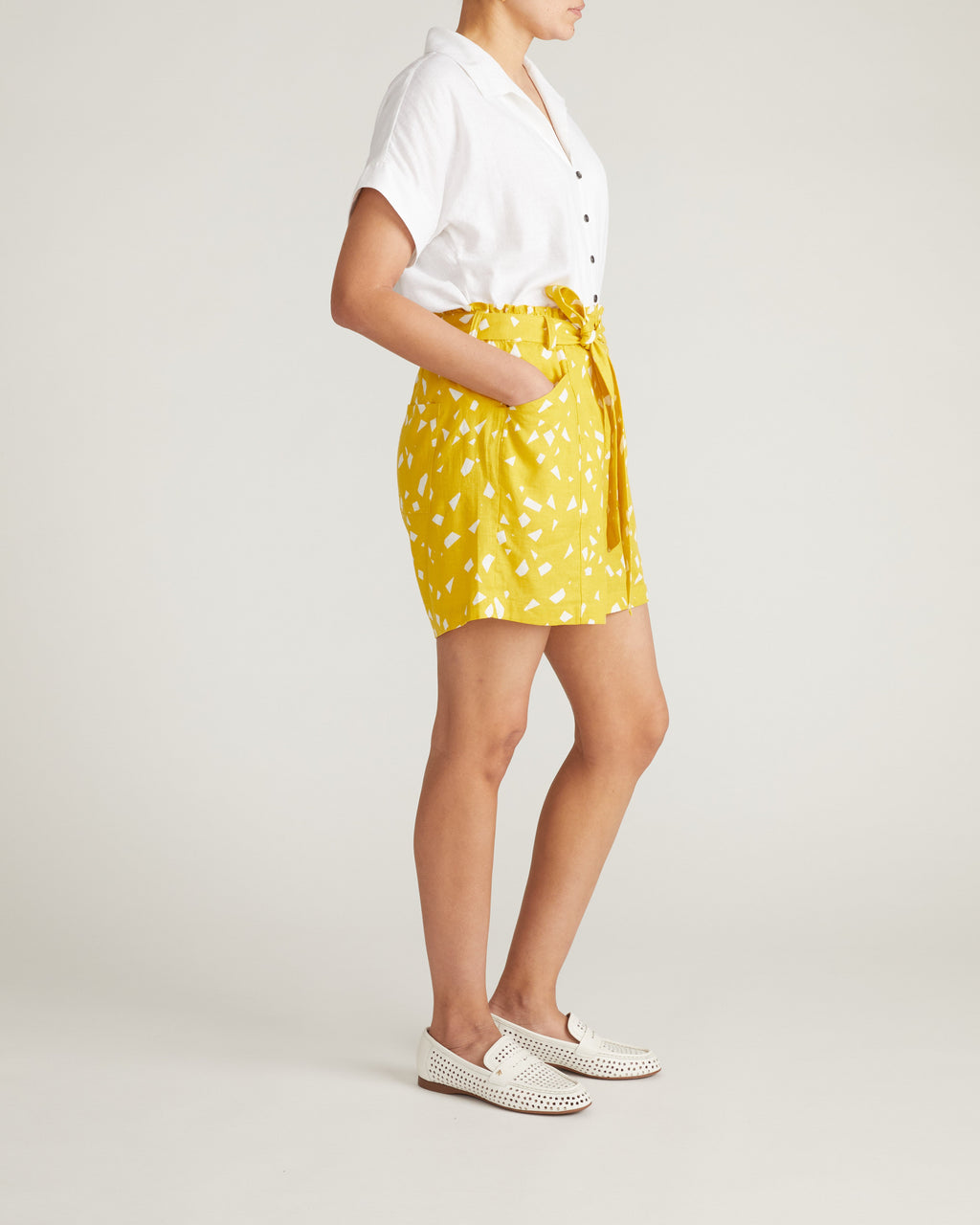 Harbor Stretch Linen Blend Paperbag Shorts - Yellow Confetti Print