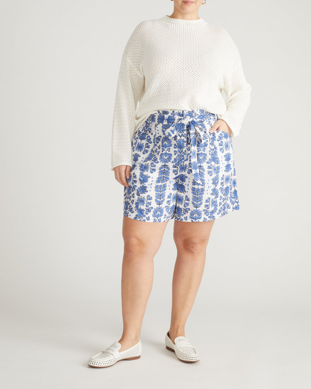 Harbor Stretch Linen Blend Paperbag Shorts - Rococo Beach Print