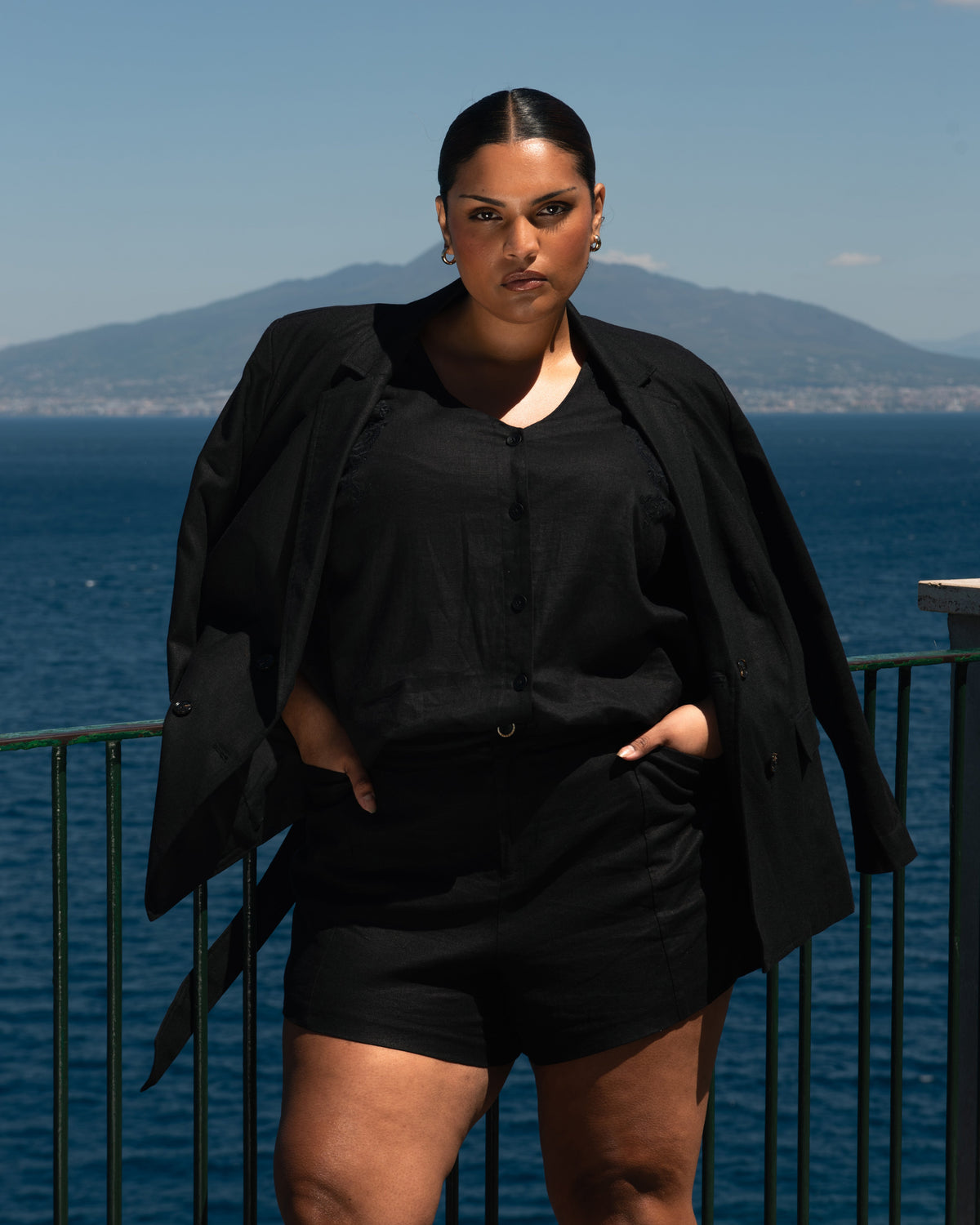 Coastal Linen Blend Shorts - Black