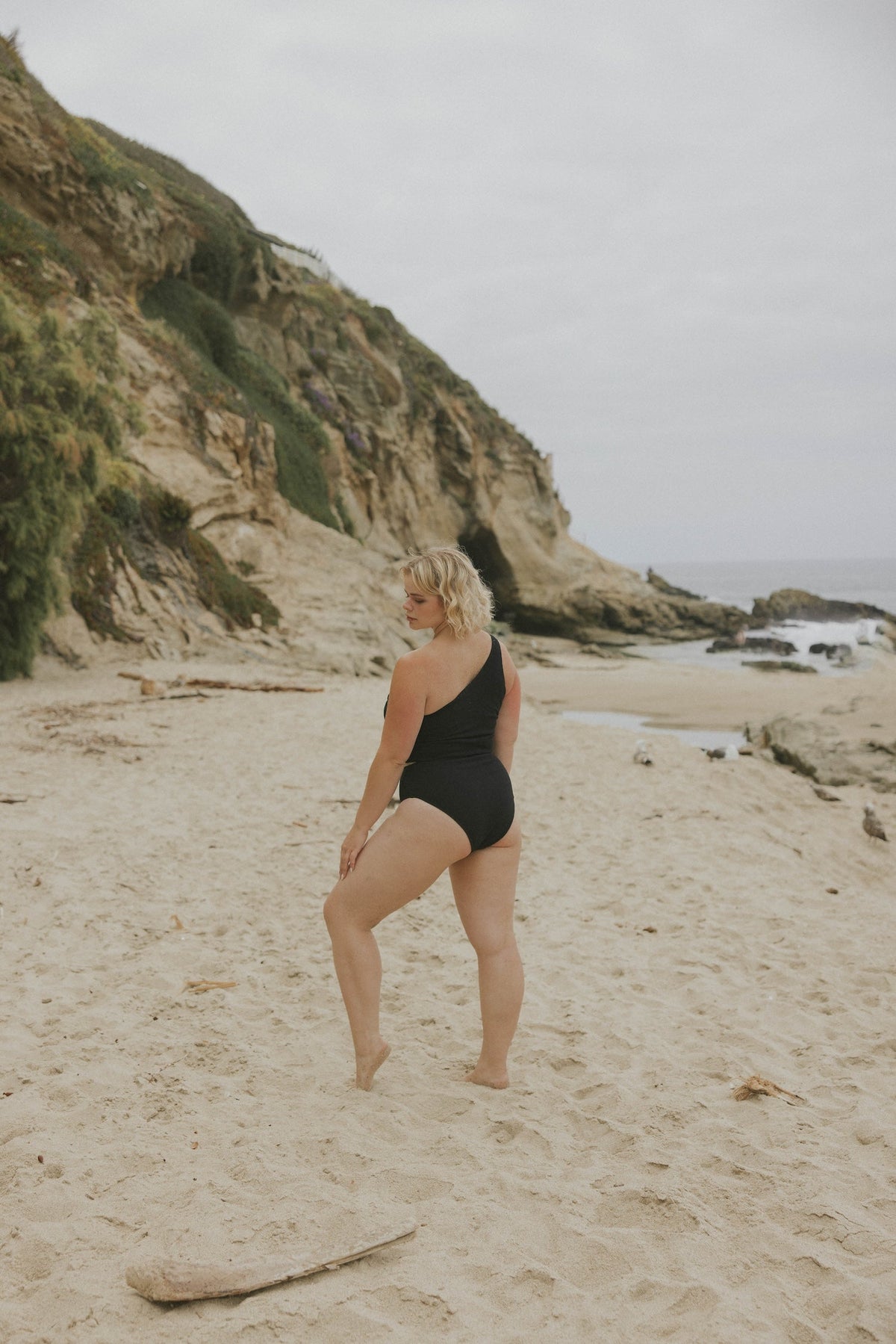 Sicily High Waisted Bottoms | Black Crinkle Textured Swim Bottoms